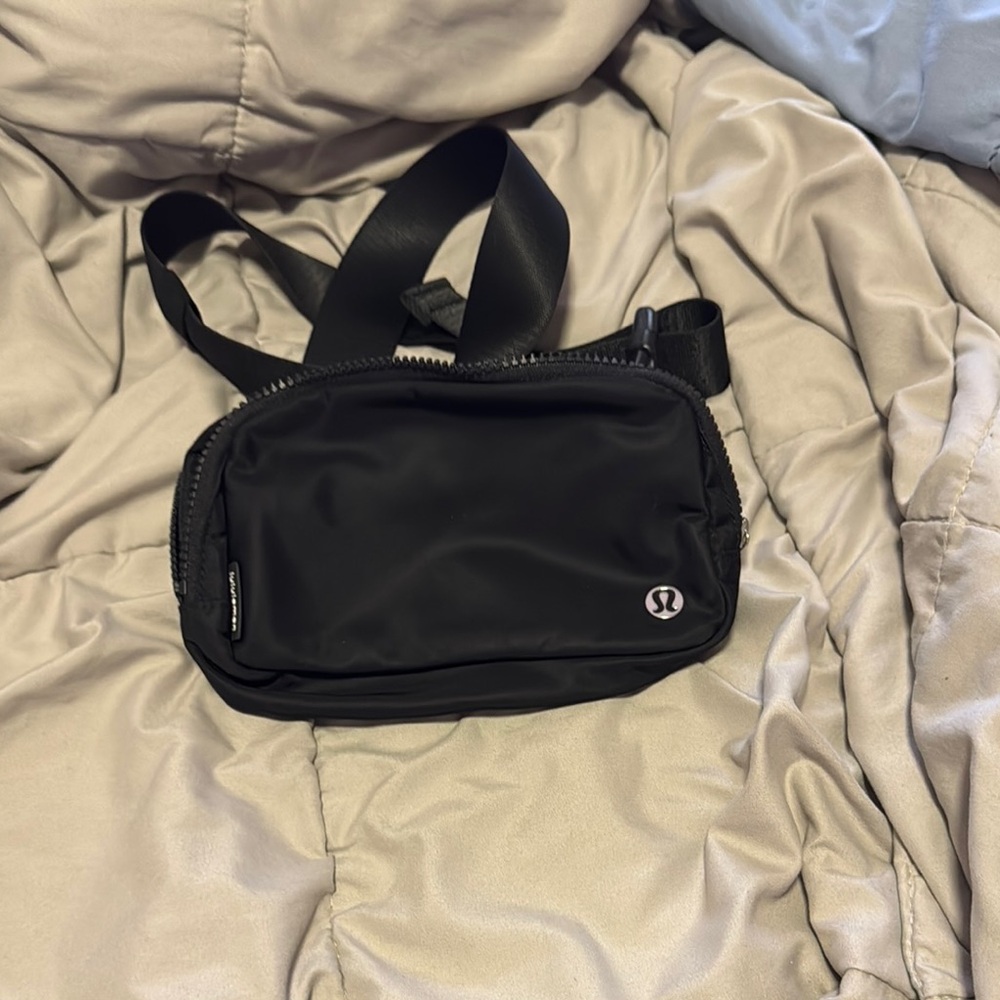 lululemon athletica Black Men's Bag